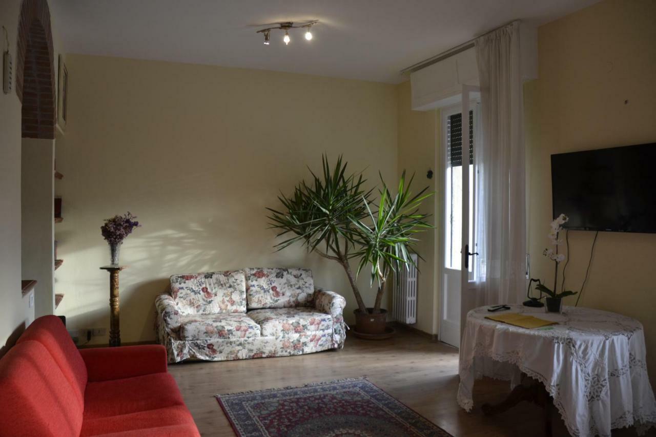 Casa Vacanze Santa Bona Villa Pisa Bagian luar foto