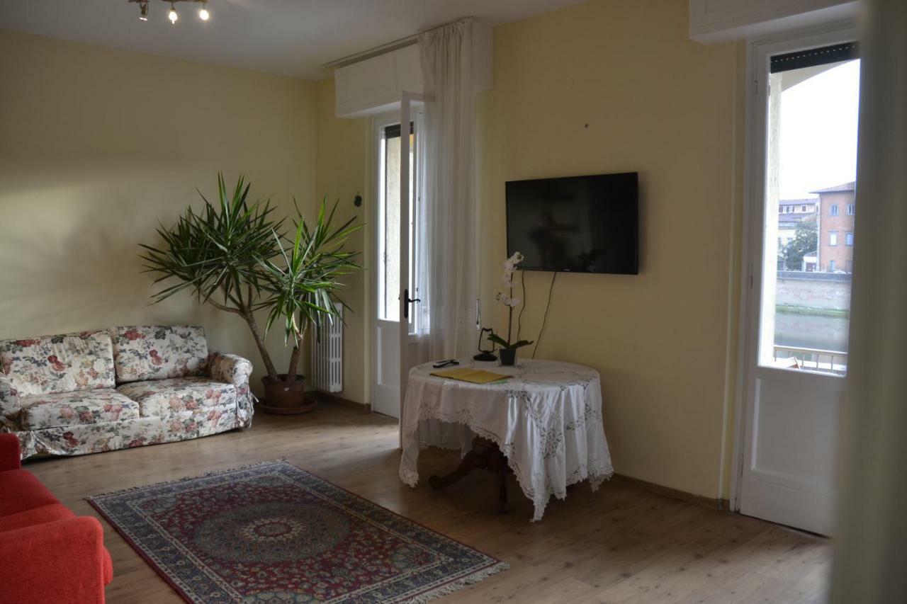 Casa Vacanze Santa Bona Villa Pisa Bagian luar foto